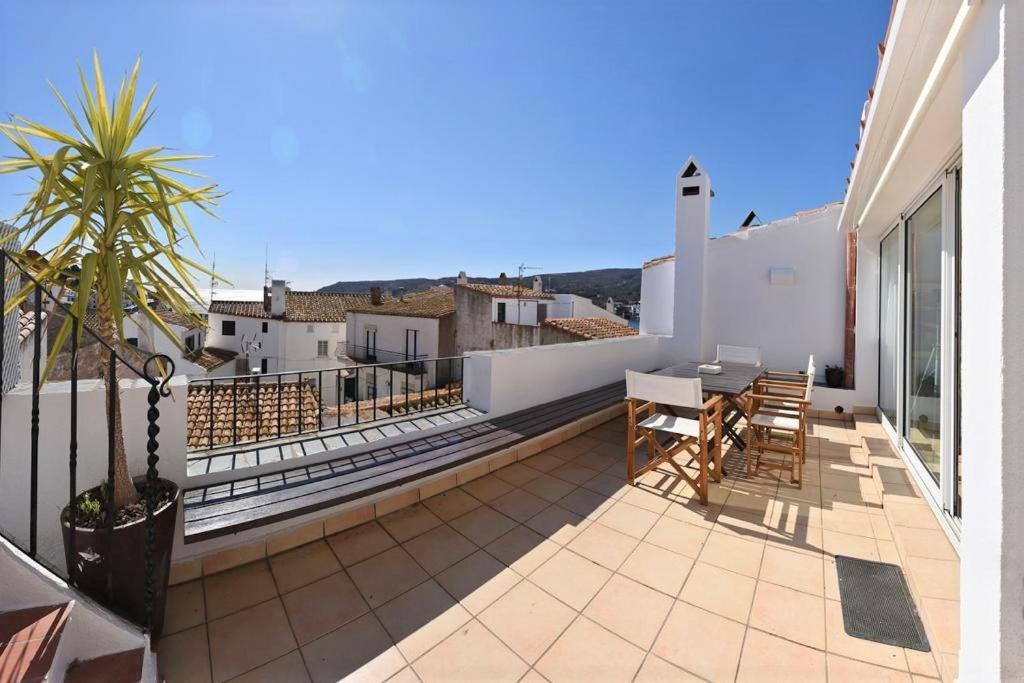 Palau - Gran Casa De Pueblo Con Fantasticas Vistas Al Mar Apartment Cadaques Ngoại thất bức ảnh